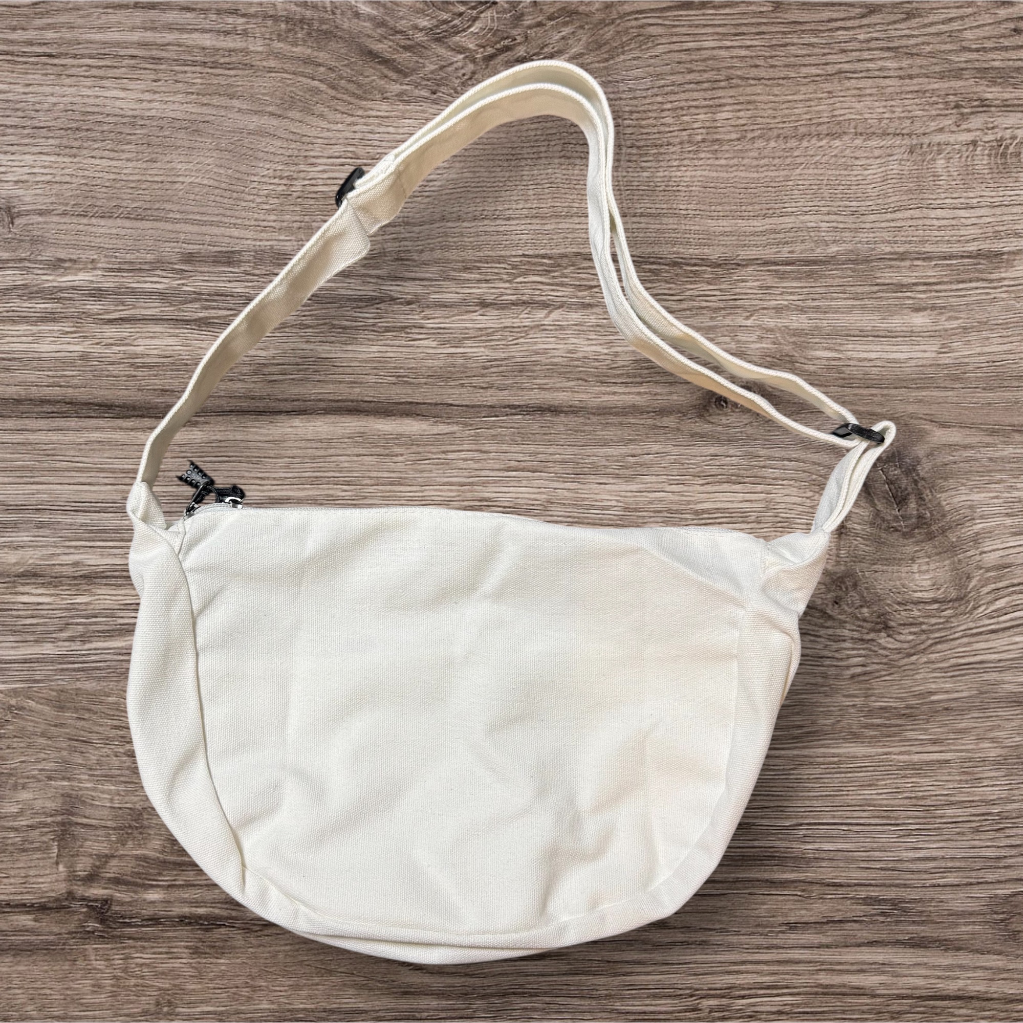 肩掛けバッグ（白）